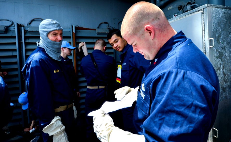 USS MONTEREY (CG 61) 130727-N-QL471-181 (9389344599)