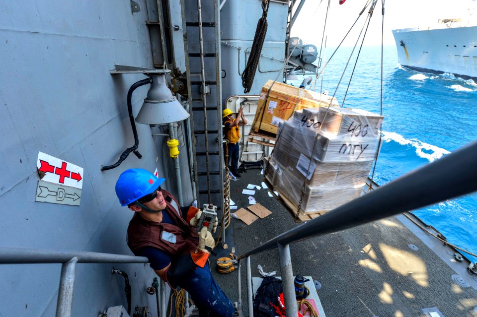 USS Monterey (CG 61) 130817-N-QL471-456 (9579067251)