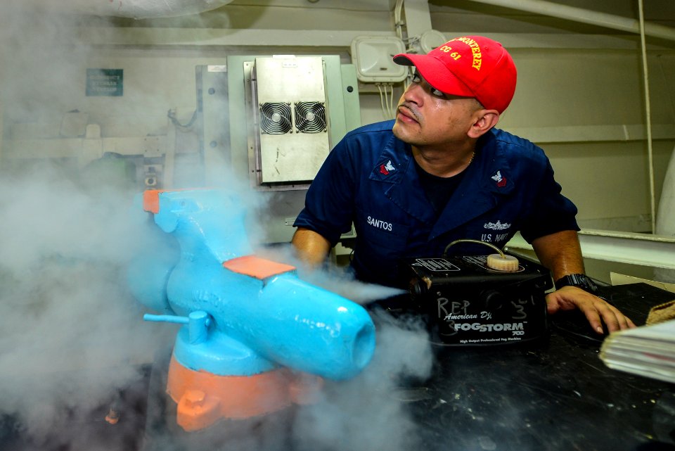 USS Monterey (CG 61) 130817-N-QL471-509 (9581852180)