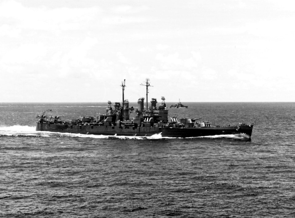 USS Montpelier (CL-57) underway on 11 June 1944 (NH 98085)