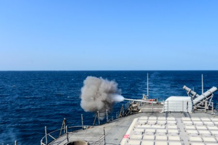 USS MONTEREY (CG 61) 131006-N-QL471-275 (10305751506)