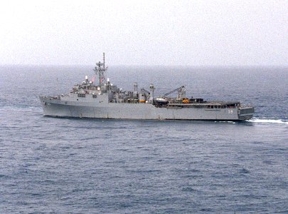 USS Mount Vernon (LSD-39) off Southern California on 23 June 1997
