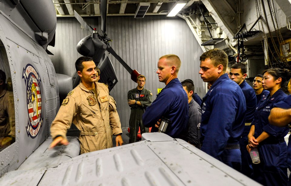 USS MONTEREY (CG 61) 130822-N-QL471-291 (9599968030)