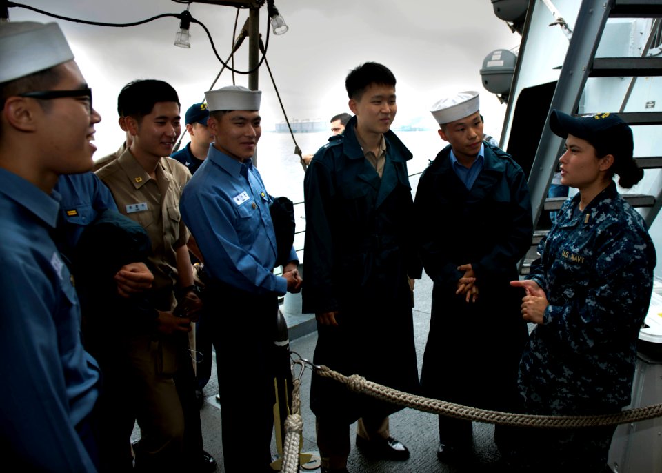 USS Mustin activity 130929-N-CG241-123