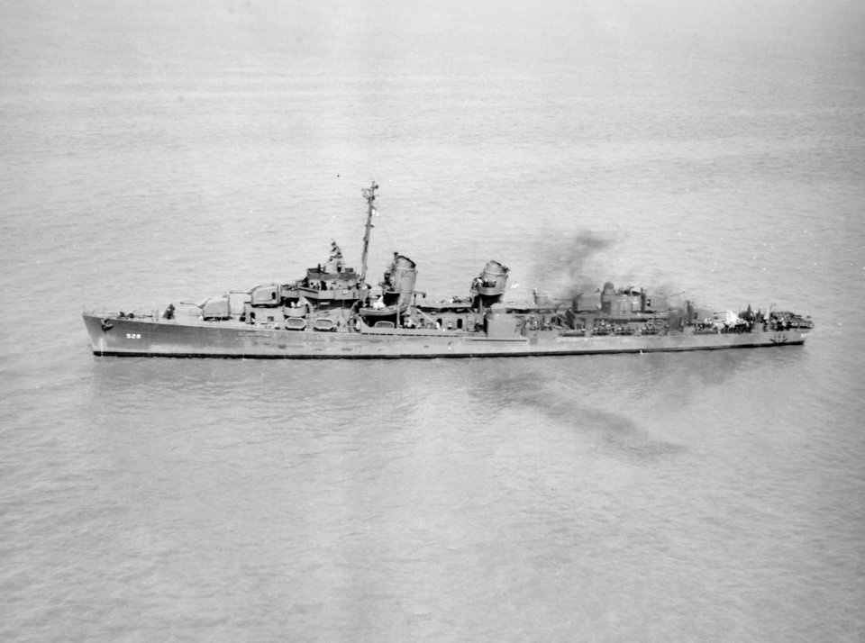 USS Mullany (DD-528) in San Francisco Bay, California (USA), in May 1943 (80-G-65235)