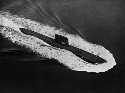USS Nautilus (SSN-571) underway at sea in June 1965