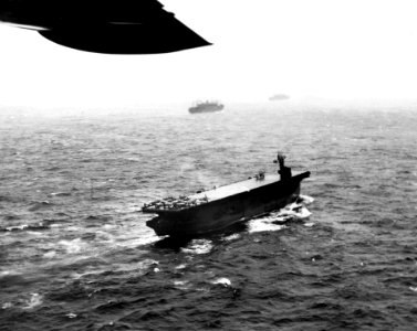 USS Nassau (ACV-16) underway off Attu in May 1943 (NNAM.1996.488.032.008)
