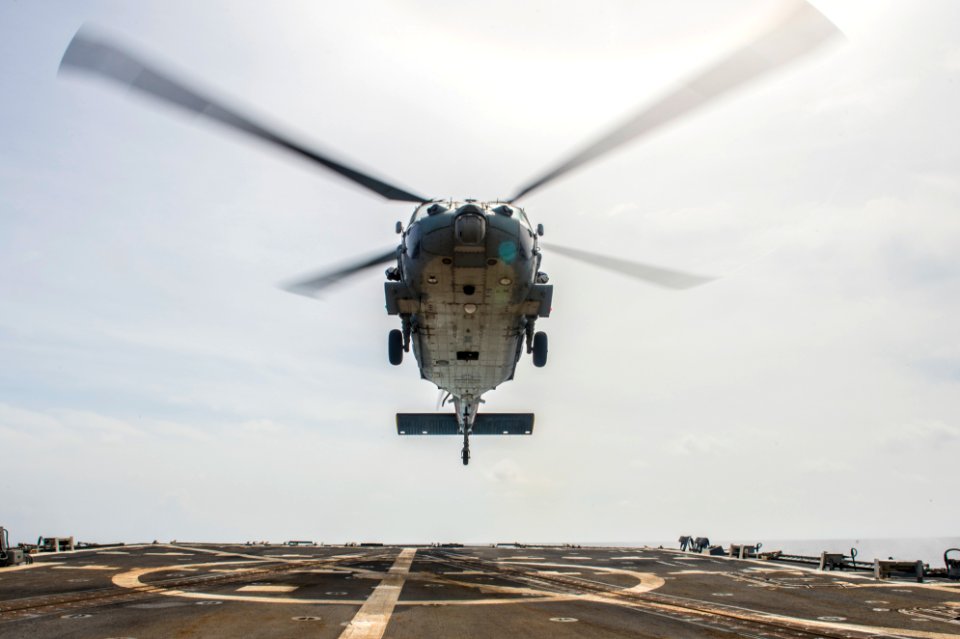 USS Mustin flight operations 150630-N-ZZ786-049