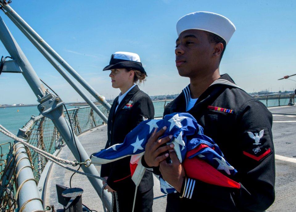 USS Mount Whitney participates in Belgian Navy Days 140703-N-EZ054-064