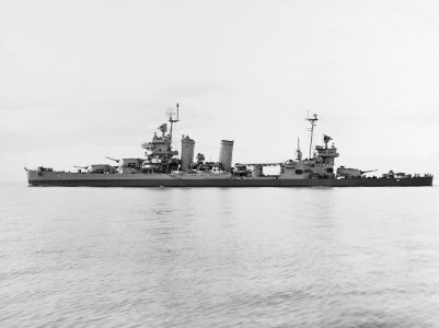 USS New Orleans (CA-32) off the Mare Island Naval Shipyard, California (USA), on 8 March 1945 (19-N-80227)