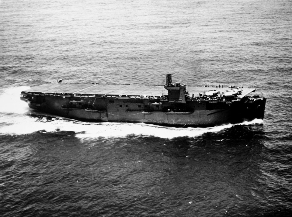 USS Nassau (ACV-16) underway in December 1942 (NH 106566)