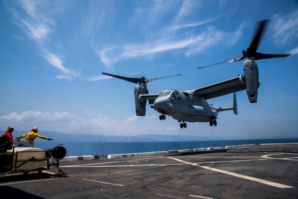 USS New Orleans Flight Deck Operations (26459601825)