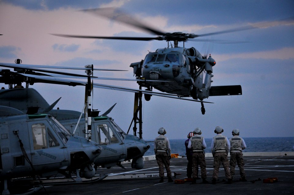 USS NEW ORLEANS (LPD 18) 140107-N-WK391-089 (12263676003)