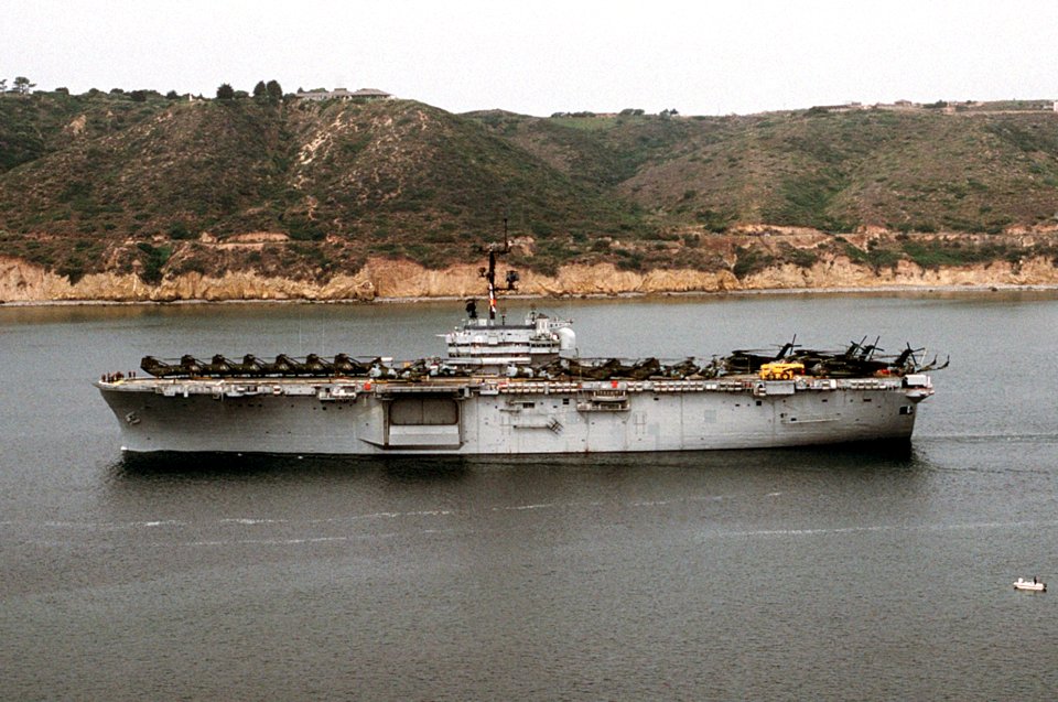 USS New Orleans (LPH-11) underway