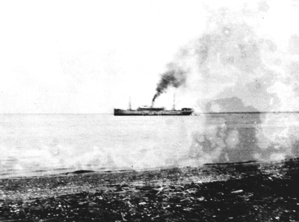 USS Newport News (AK-3) off Wake Island on 24 September 1922