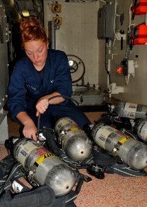 USS New York 120719-N-NN926-076