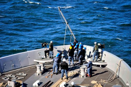 USS New York operations 140124-N-YO707-019