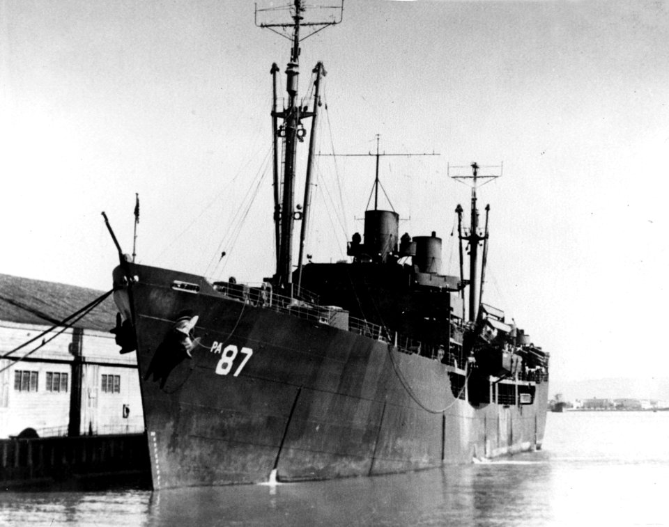 USS Niagara (APA-87) in port, circa 1945-1946 (NH 83467)