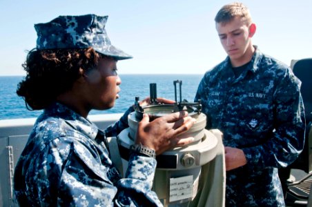 USS New York operations 140303-N-YO707-036