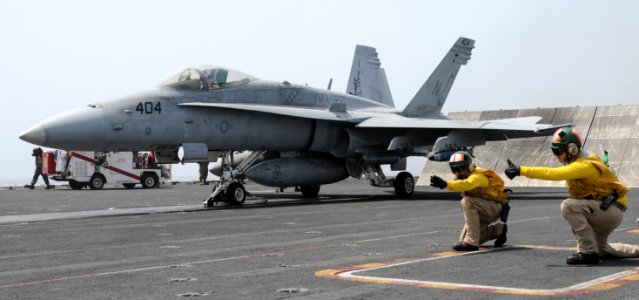USS Nimitz conducts flight operations. (9032413957)