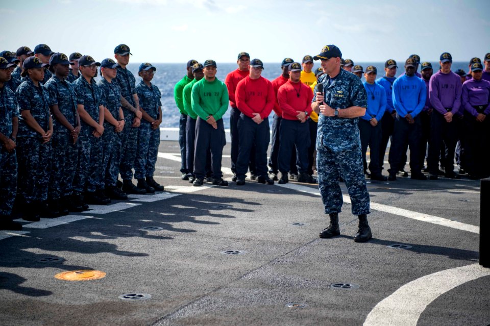 USS New York holds 9-11 ceremony 170911-N-YL073-0120