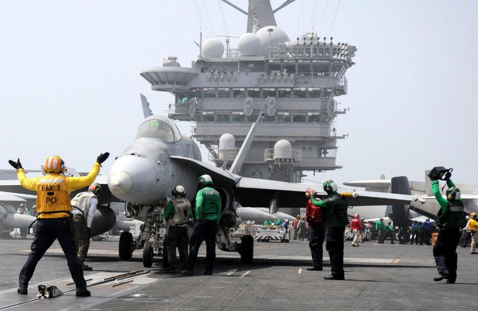 USS Nimitz conducts flight operations. (9034640232)