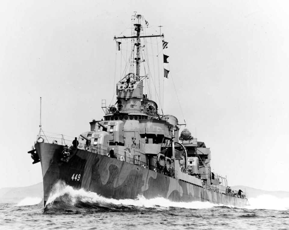 USS Nicholas (DD-449) underway during trials on 28 May 1942 (19-N-36881)