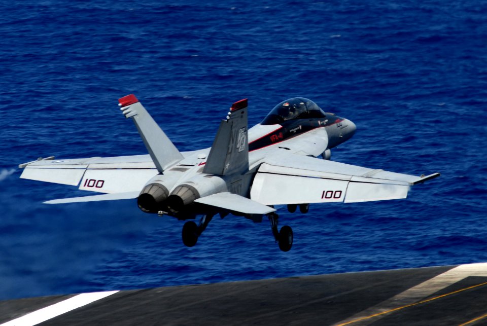USS Nimitz DVIDS100508