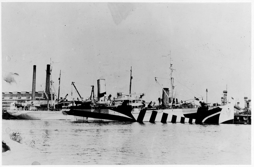 USS Newport News - 19-N-10398