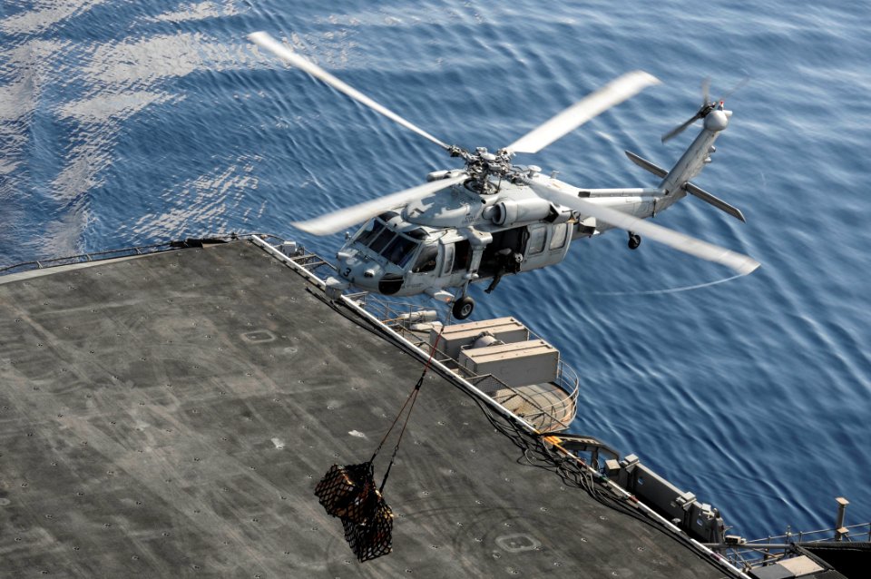 USS Nimitz operations 131029-N-MX772-076