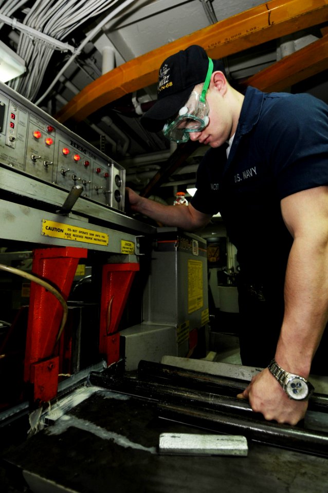 USS Nimitz continues operations in Gulf of Oman DVIDS224278