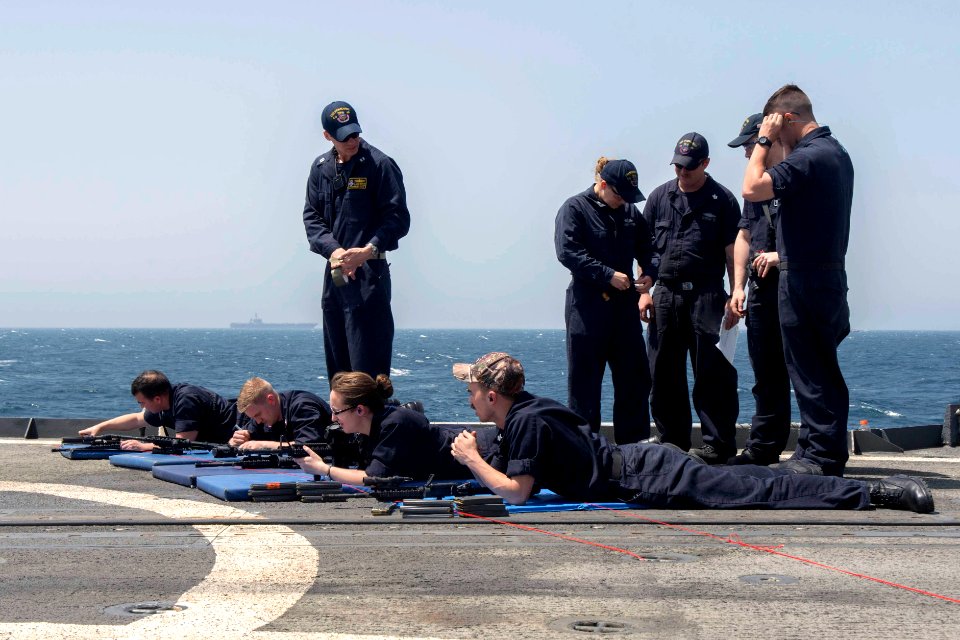 USS Normandy (CG 60) 150426-N-ZY039-002 (17298100005)