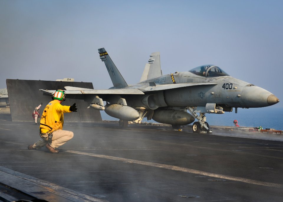 USS Nimitz conducts flight operations. (36648067090)