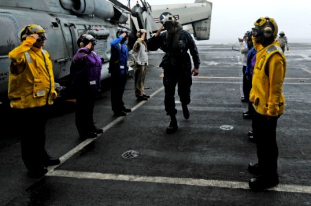 USS Nimitz sailors continues operations DVIDS256122