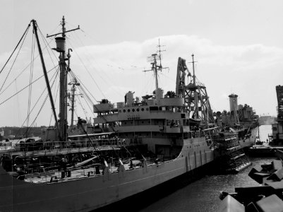 USS Niobrara (AO-72) at the New York Naval Shipyard in 1953
