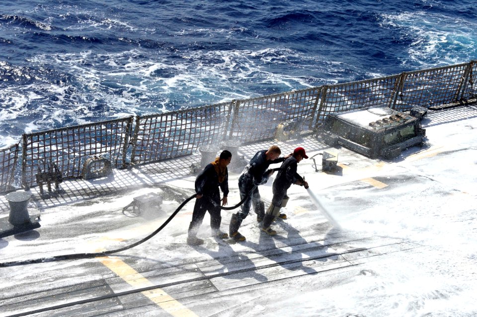 USS Nitze activity 140628-N-AT101-065