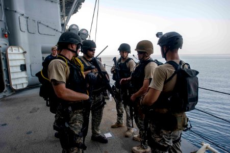 USS Normandy (CG 60) deployment 150831-N-ZY039-060
