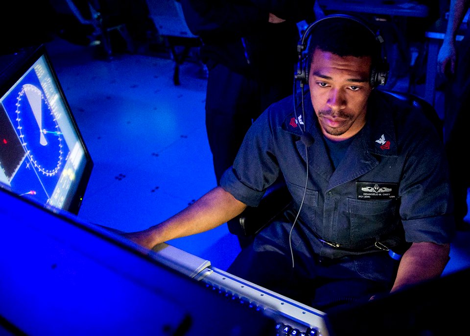 USS Normandy (CG 60) 150523-N-ZY039-052 (18144592702)