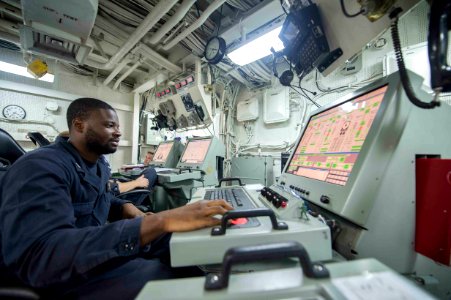 USS Normandy (CG 60) deployment 150830-N-ZY039-025