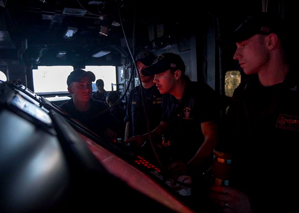 USS Normandy (CG 60) deployment 150316-N-ZY039-056