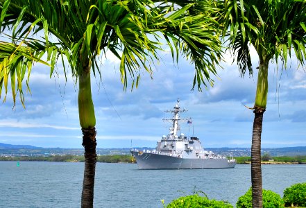USS O'Kane departs Joint Base Pearl Harbor-Hickam 140307-N-WF272-086