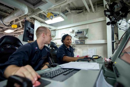 USS Normandy (CG 60) deployment 150830-N-ZY039-027