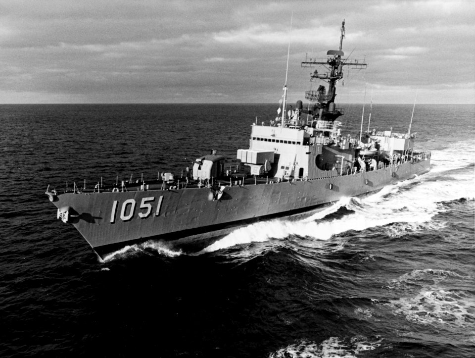 USS O'Callahan (DE-1051) underway on 7 April 1975