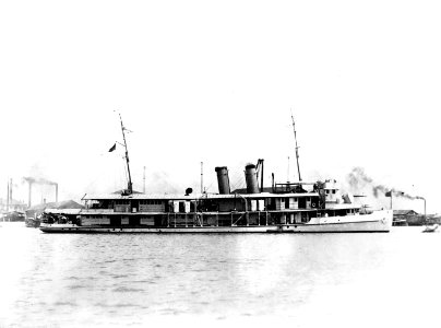 USS Oahu (PR-6) off Shanghai, China, in August 1929 (NH 60280)
