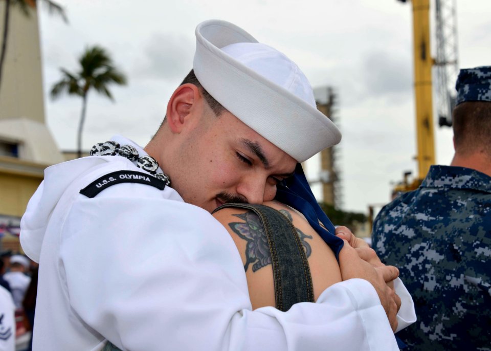 USS Olympia returns from deployment 150225-N-DB801-296