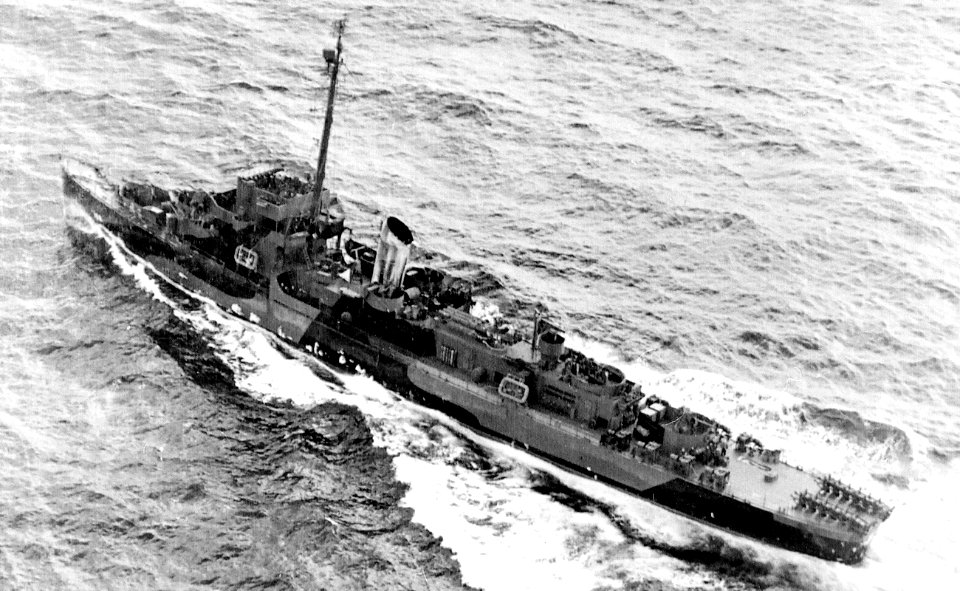 USS O'Neill (DE-188) underway at sea on 10 March 1944 (80-G-233585)