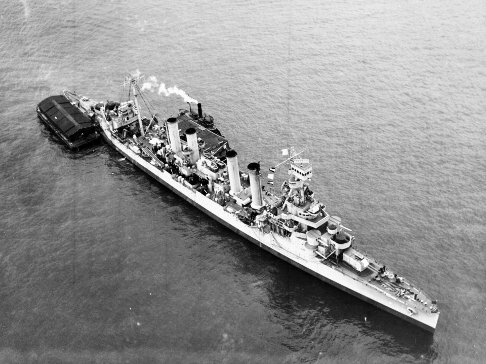 USS Omaha (CL-4) in New York Harbor, 10 February 1943 (19-N-40594)