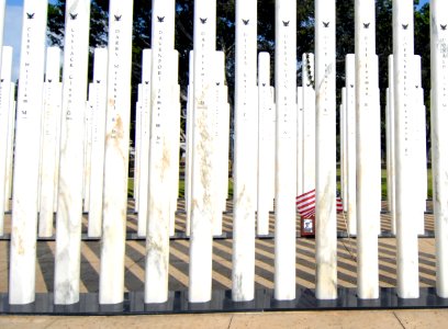USS Oklahoma Memorial 121207-N-KT462-041