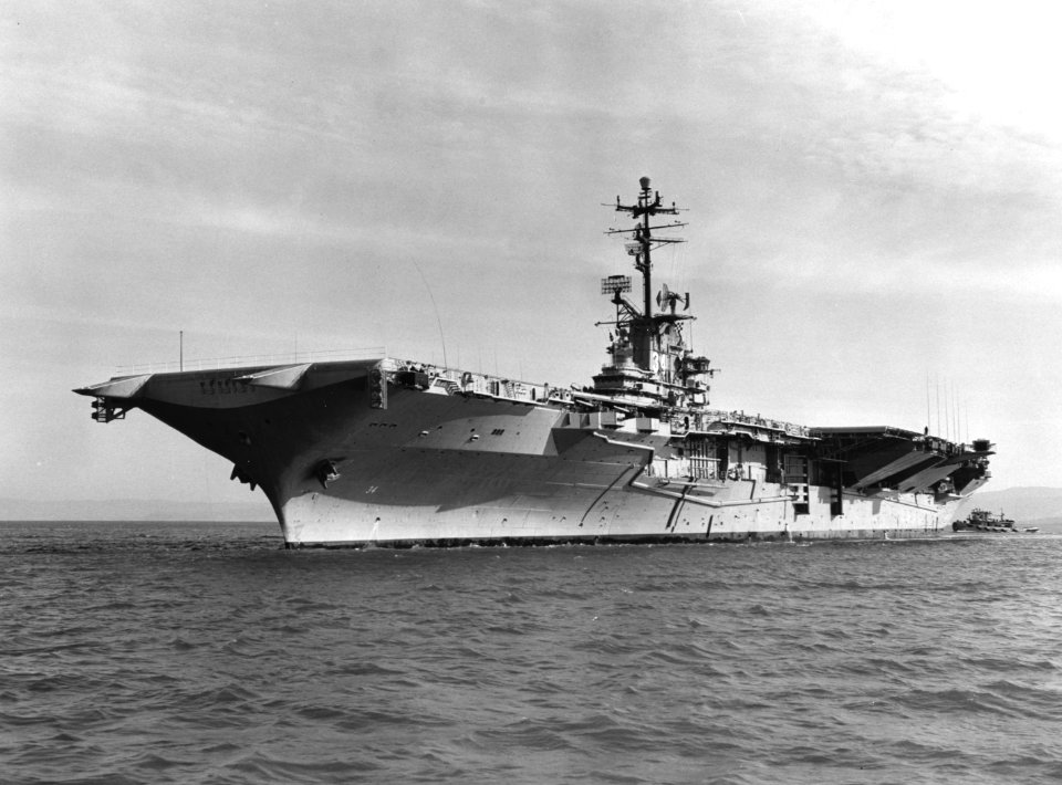 USS Oriskany (CVA-34) off the San Francisco Naval Shipyard on 27 April 1959 (NH 97410)