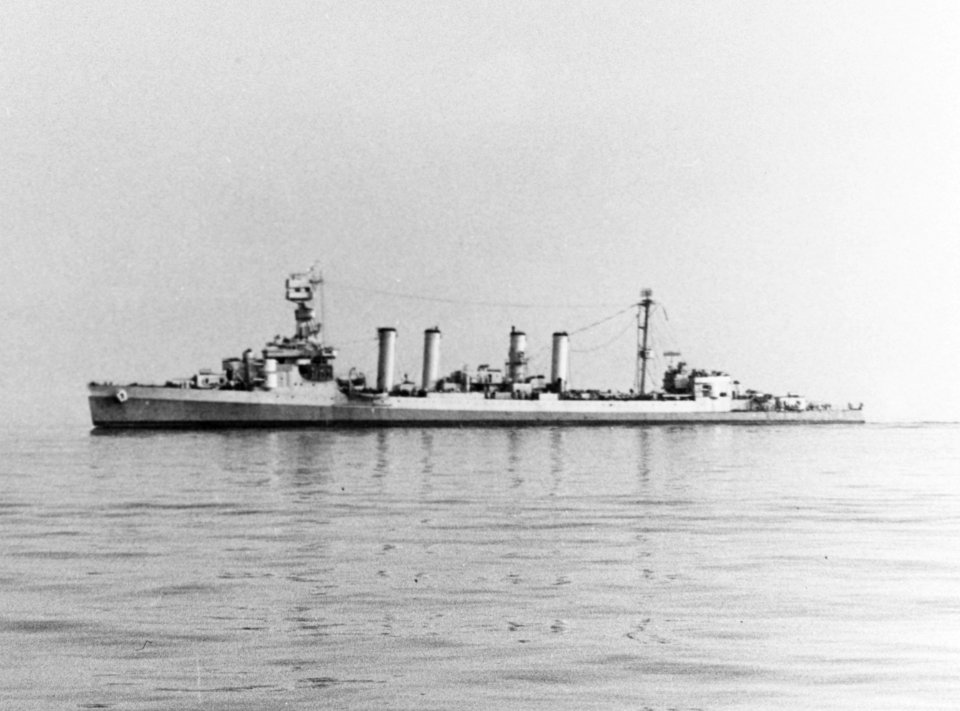 USS Omaha (CL-4) off the coast of Southern France on 1 September 1944 (80-G-256252)